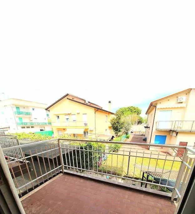 Appartamento Rosso - Over The Rainbow Apartments - Lido Di Jesolo -4 Posti Letto 0*,